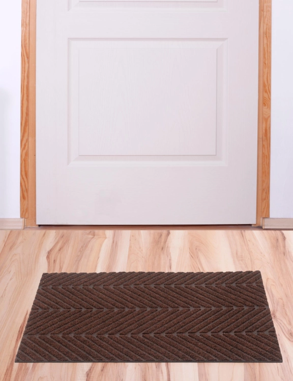 wycieraczka_tire_60x90cm_brazowy