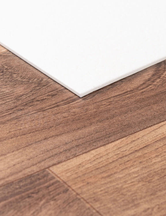 Efloor Wykładzina PCV 2m Bingo Elm 47 Mahoń Dąb Deska Brązowy