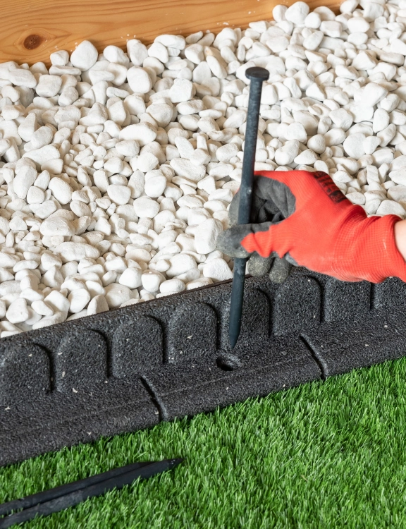 Efloor Obrzeże Trawnikowe Paczka 4szt + szpilki Mowing Stone Szary 120dł.x7szer.x8wys.