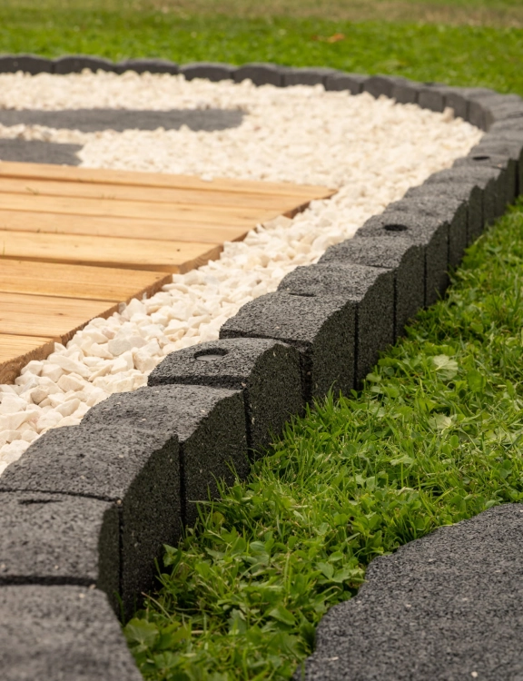 Efloor Obrzeże Trawnikowe Paczka 4szt + szpilki Roman Stone Szary 120dł.x7szer.x8wys.