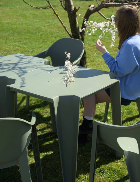 efloor Stół Ogrodowy Nowoczesny Lottie Zielony 77,5x77,5x76,5cm na bakon i taras