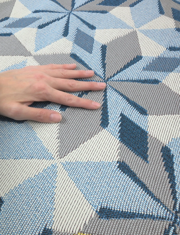 efloor_dywan_tkany_na_plasko_selena_60x140cm_geometryczny_niebieski