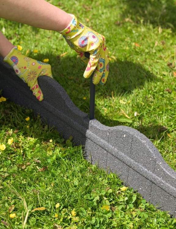 Efloor Obrzeże Trawnikowe + 3 szpilki Carolina Szary 118dł.x2,5szer.x15,25wys