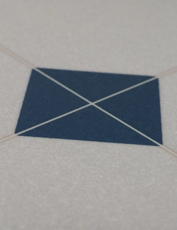 Efloor_Wykladzina_PCV_3m_Dover_Plytki_Retro_Granatowy