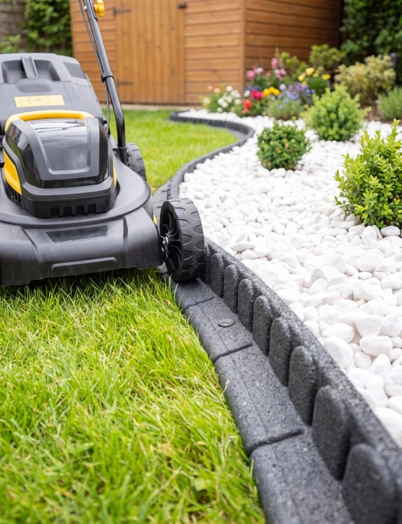 Efloor Obrzeże Trawnikowe Paczka 8szt + szpilki Mowing Stone Szary 120dł.x7szer.x8wys.