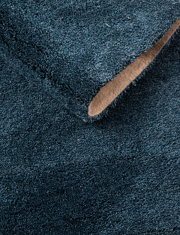 wykladzina_dywanowa_shaggy_4m_elis_81_denim_certyfikat_Cfl-S1