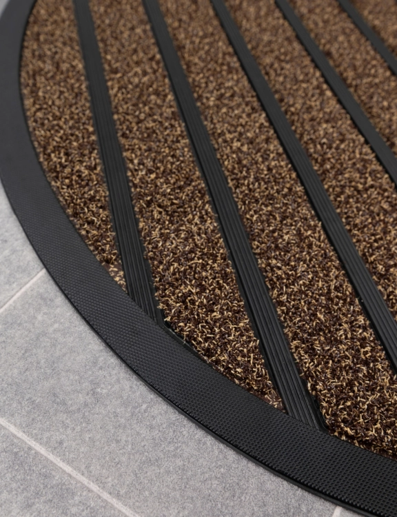 efloor_wycieraczka_zewnetrzna_polokragla_grass_mat_45x75cm_brazowy